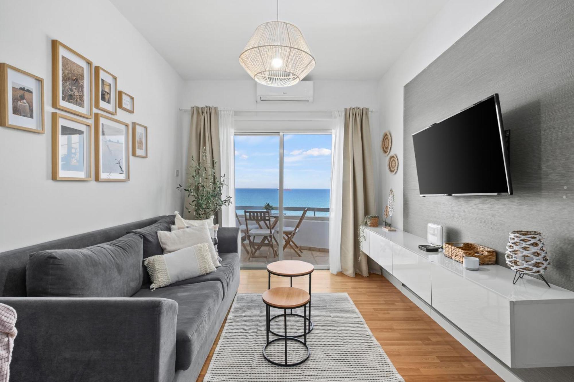 Lazuli Sea View Beachfront- Ap 61 Larnaca Exterior foto